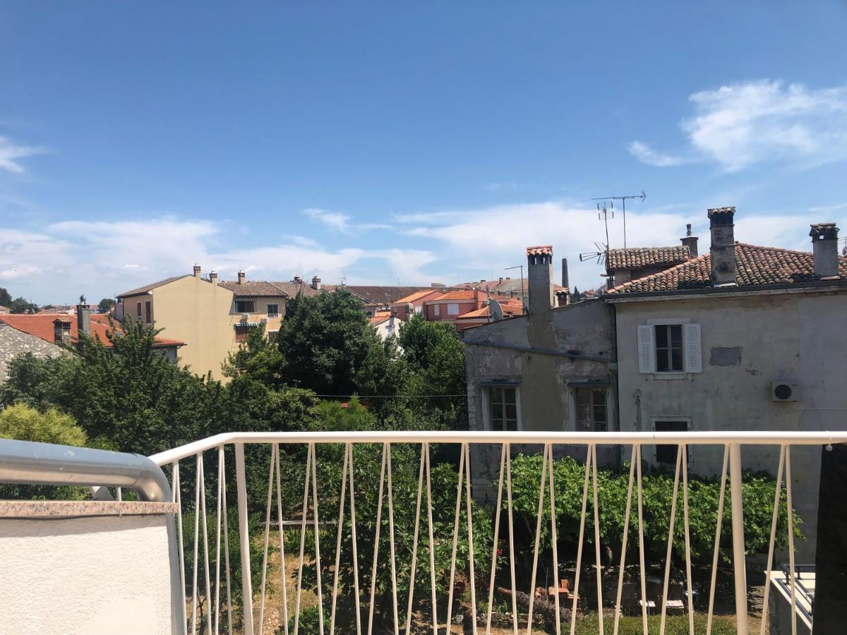 Guest House Marta Rovinj Bagian luar foto