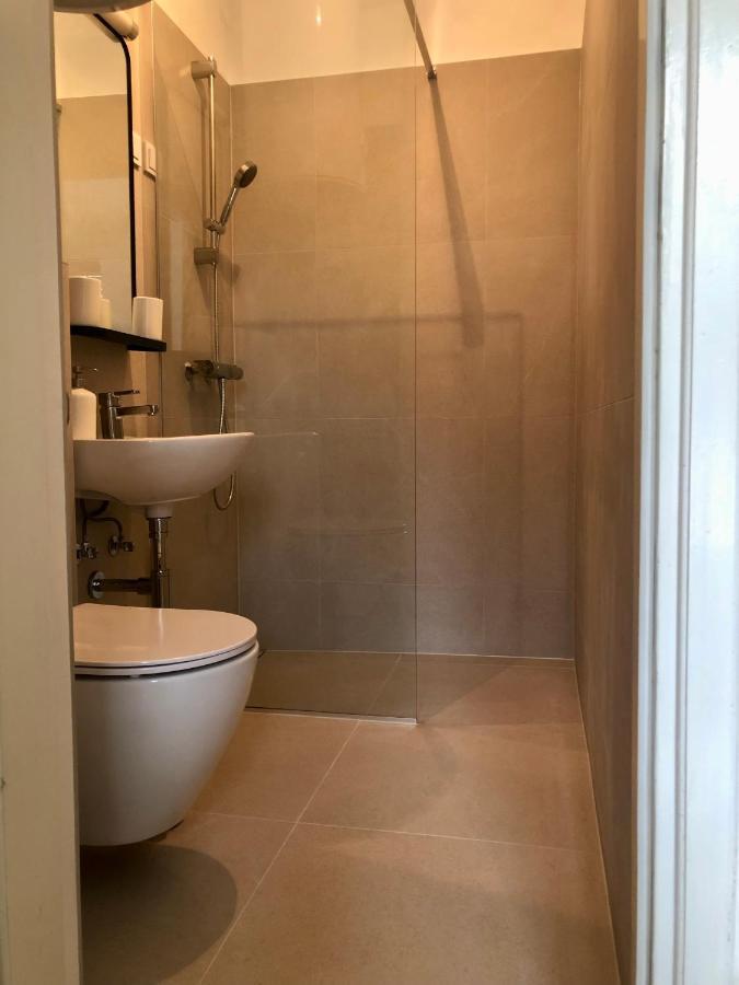 Guest House Marta Rovinj Bagian luar foto