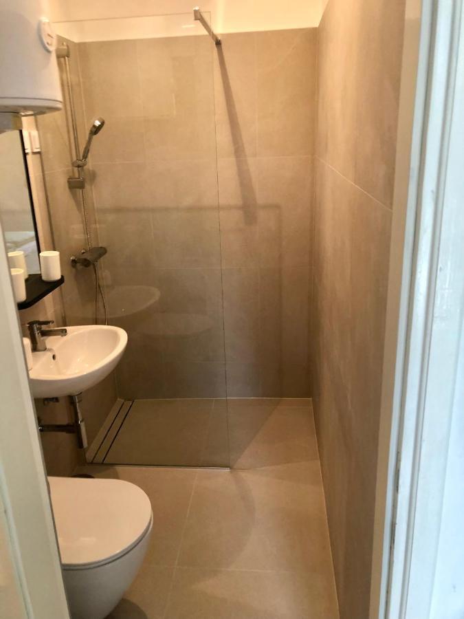 Guest House Marta Rovinj Bagian luar foto