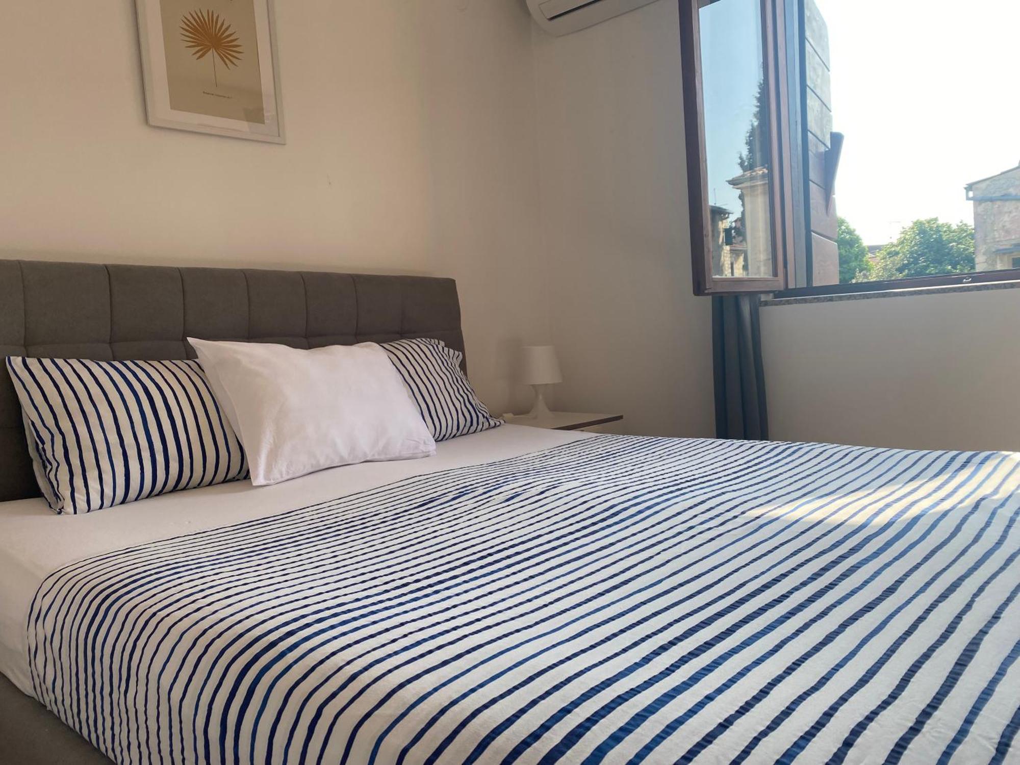 Guest House Marta Rovinj Bagian luar foto